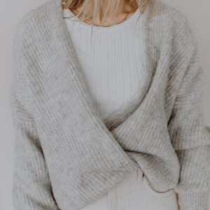 Strickjacke (versch. Farben)