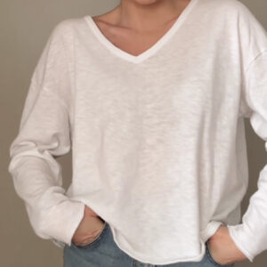 Langarmshirt mit V-Ausschnitt (versch. Farben)