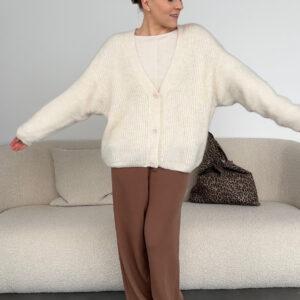 Strickjacke mit V-Ausschnitt (versch. Farben)